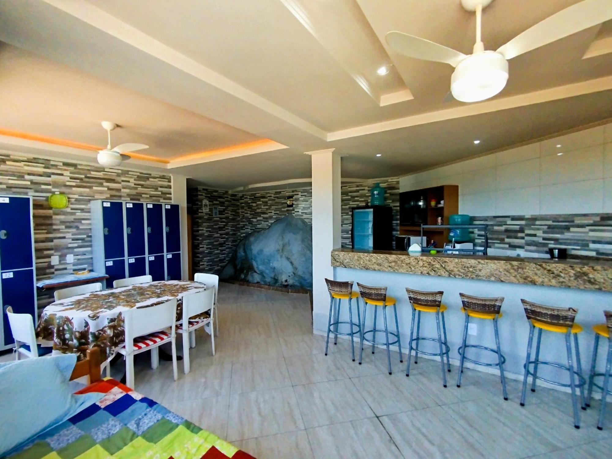 Hostel Casa Da Pedra Араял до Кабо Екстериор снимка